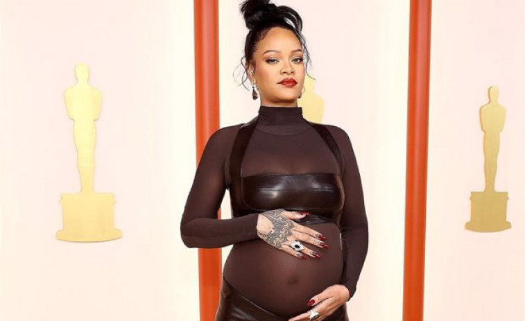 Bomba! Rihanna anuncia el seu tercer embaràs en una polèmica aparició en la Met Gala 2025