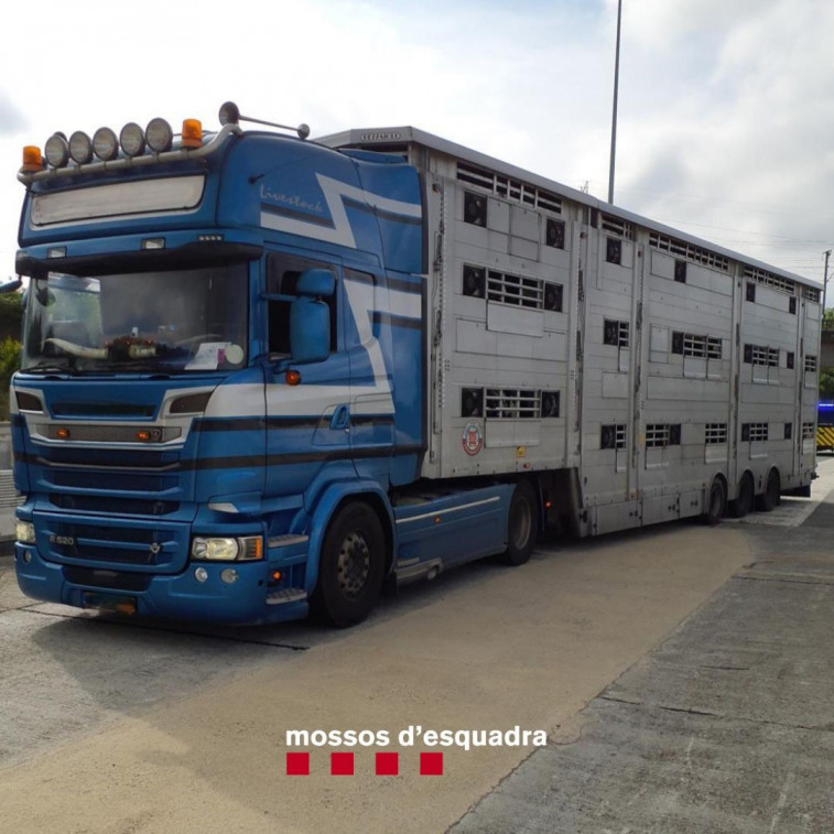 Detingut un camioner per un accident amb 7 vehicles implicats a l'AP-7