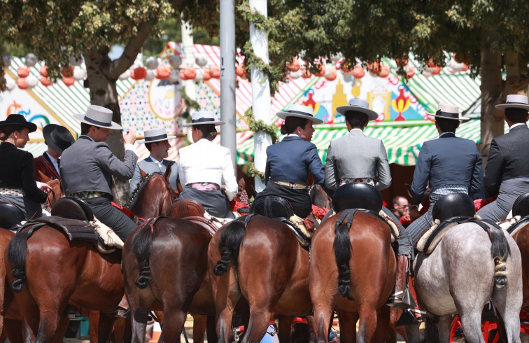 Un cavall desbocat atropella un nadó d'11 mesos a la Fira de Sevilla