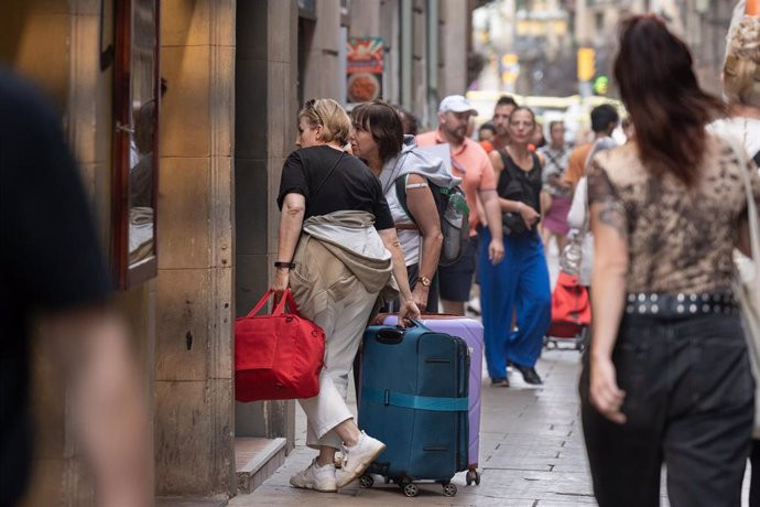 Nova data per l'entrada en vigor de la taxa turística a Catalunya