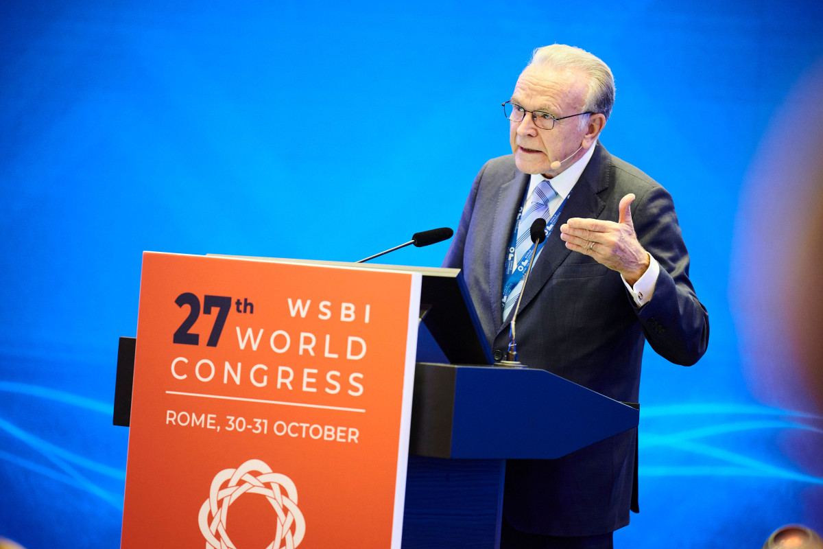 Isidro Fainé presidente WSBI