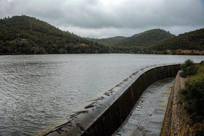 Catalunya aposta per l'aigua regenerada i dessalinitzada per garantir el 70% del subministrament en 2029