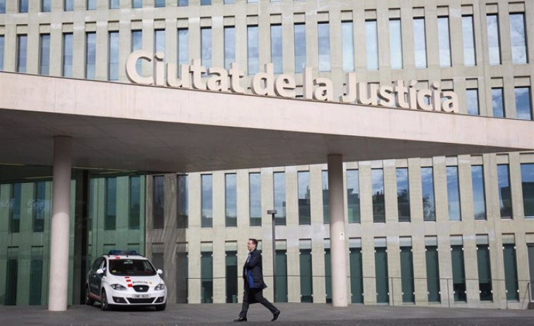 Demanen 107 anys de presó per a un presumpte pederasta que va violar i distribuir a xarxes una nena de 12 anys