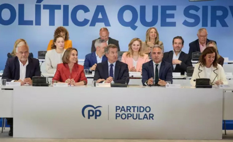 Feijóo anuncia la convocatòria d'un Congrés del PP anticipant-se a un possible adelantament electoral