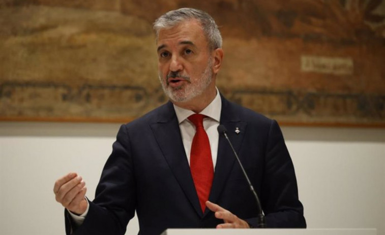 Collboni fica el bisturí al govern de Barcelona: els canvis que fa l'alcalde