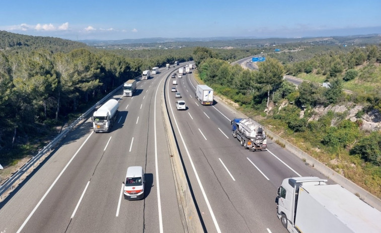 La AP-7 estarà tallada la nit d'aquest dissabte al diumenge a l'altura d'Amposta