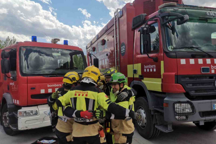 Ensurt a Terrassa: sis ferits després de la caiguda de la barana d'una obra en ple carrer