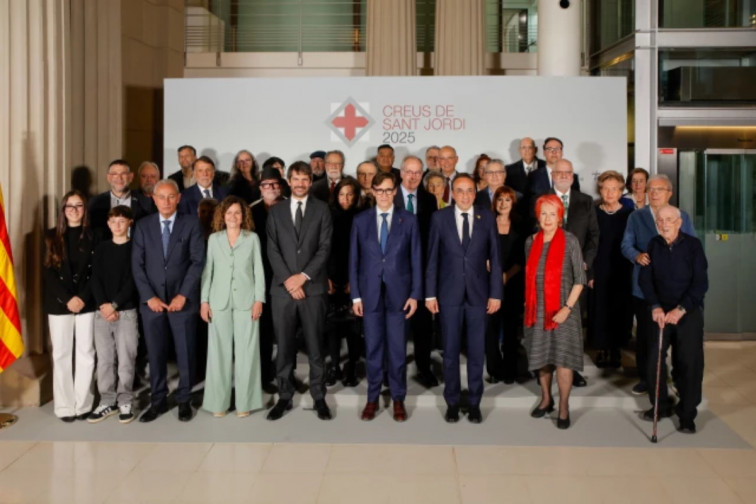 El president Illa, després de l'entrega de les Creus de Sant Jordi: 