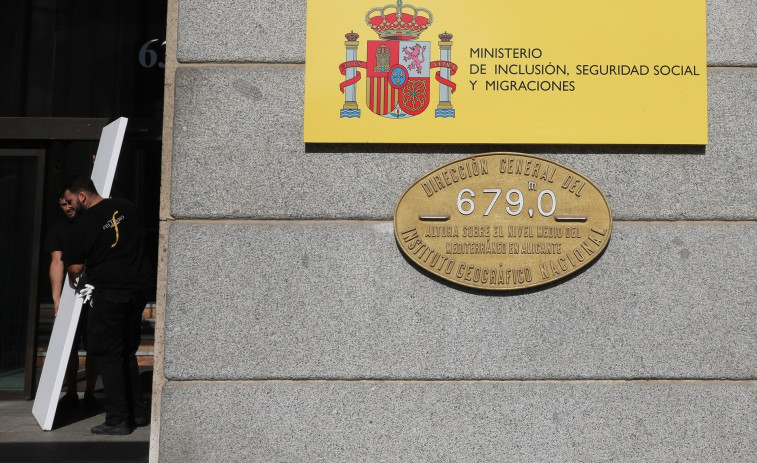 Catalunya amplia la plantilla de les oficines d'estrangeria per atendre més sol·licituds