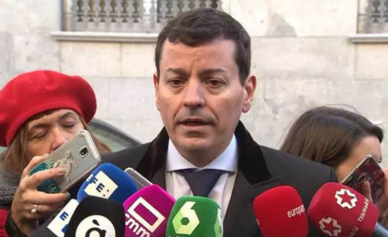 José Luis Bayo vol liderar el PP: l'expresident de Noves Generacions fa un pas al capdavant