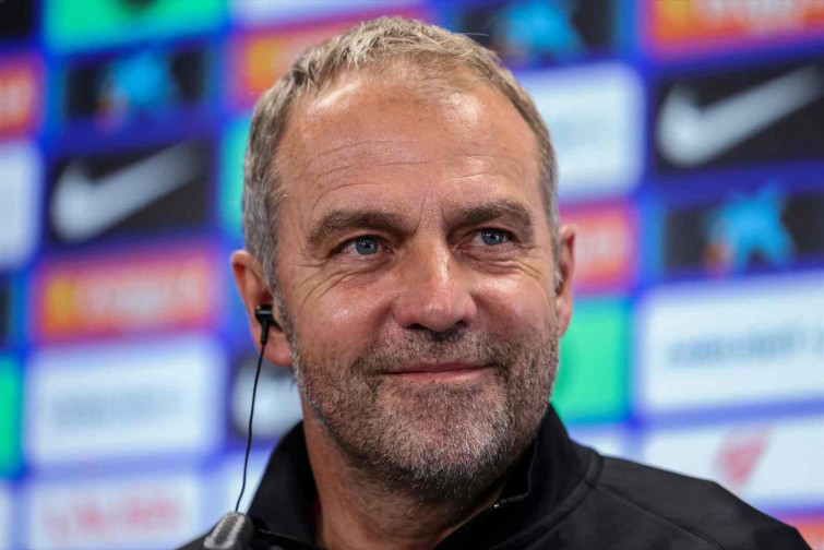 Confirmat! Hansi Flick renova amb el Barça fins al 2027 després d'una temporada històrica