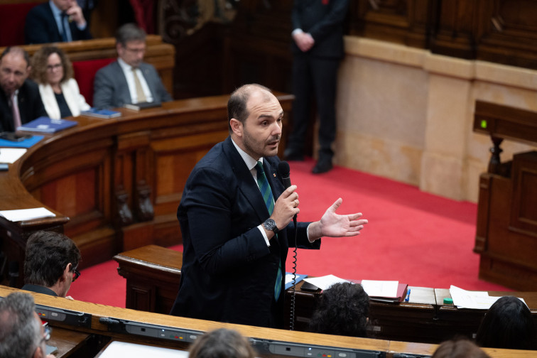 Adeu burocràcia: La Generalitat crea la Direcció d'IA per a acabar amb la paperassa