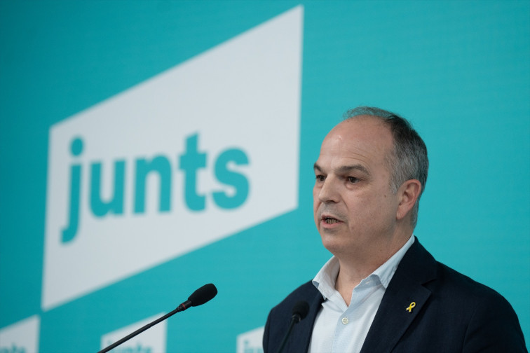 Turull es riu de la moció de censura de Feijóo i l'acusa de tenir 