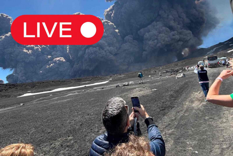 Impressionants imatges del volcà Etna esclatant: segueix l'erupció en directe