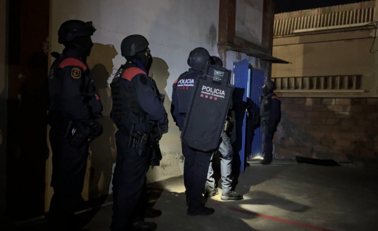 22 detinguts en una macrooperació contra el tràfic de drogues i armes
