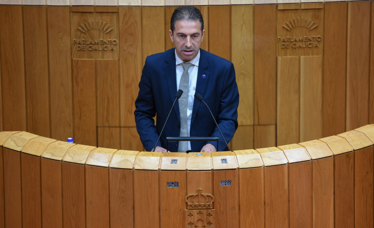 Dimiteix el conseller gallec, Alfonso Villares, investigat per una agressió sexual