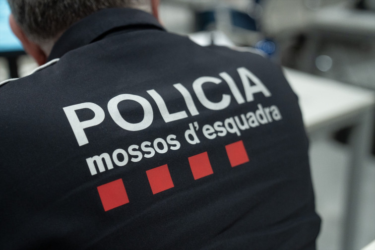 Detingut a Vic després de calar foc a un cotxe custodiat pels Mossos