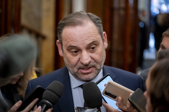 EuropaPress 5772904 exiministro transportes diputado psoe jose luis abalos atiende medios 1