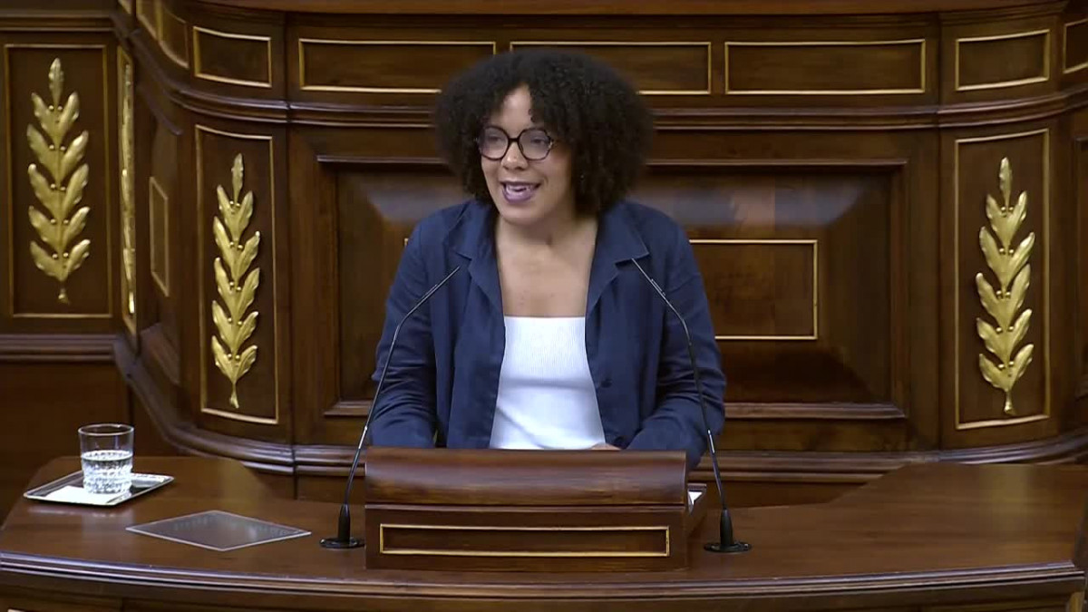La entrada de Cerdán que casi provoca la suspensión del Pleno por los gritos de  dimisión  del PP
