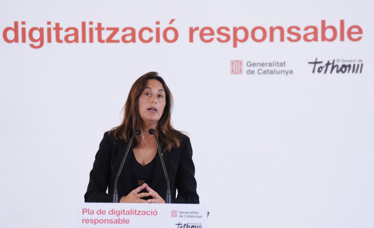 La Generalitat acaba amb la presència del telèfon mòbil en la ESO