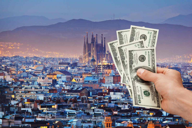 Barcelona, dinero   CANVA