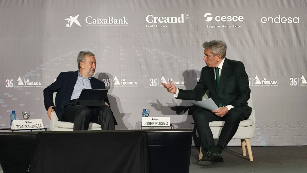 EuropaPress 6797521 presidente caixabank tomas muniesa periodista josep puigbo