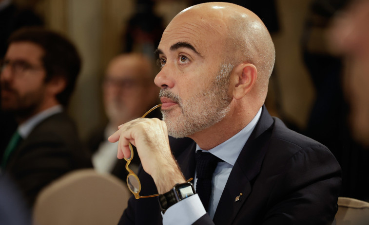 Daniel Sirera urgeix a Collboni a posar fi a la circulació de bicicletes en sentit contrari
