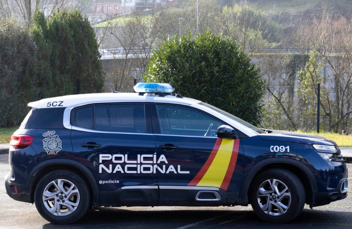 EuropaPress 6805339 coche policia nacional