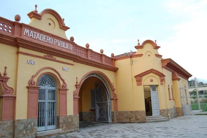 Més de 300 persones celebren la fi de curs del CRAD i la gimnàstica municipal a Badalona