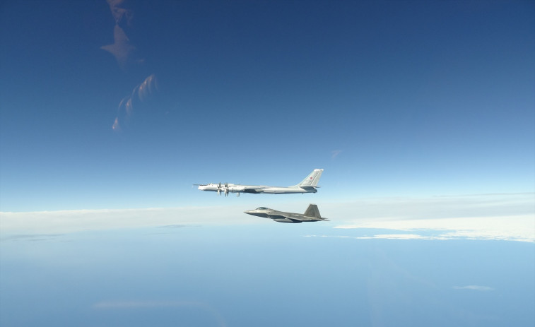 Aterren bombarders dels EUA a les bases de Morón i Rota com a reforç davant l'Iran