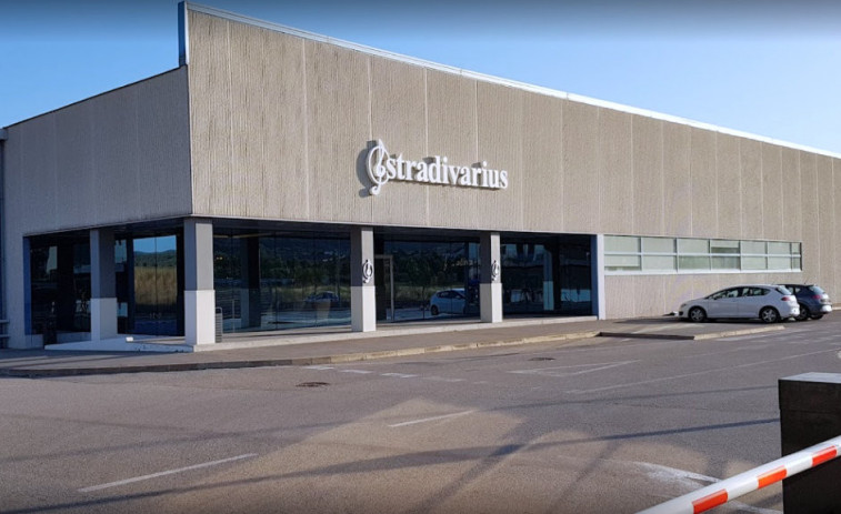 Més de 500 treballadors de Stradivarius Logística a Sallent convoquen vaga per a exigir millores salarials
