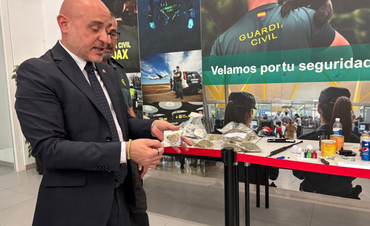 21 quilos de marihuana confiscats per un operatiu de la Guàrdia Civil a 17 'grow shops' de Barcelona