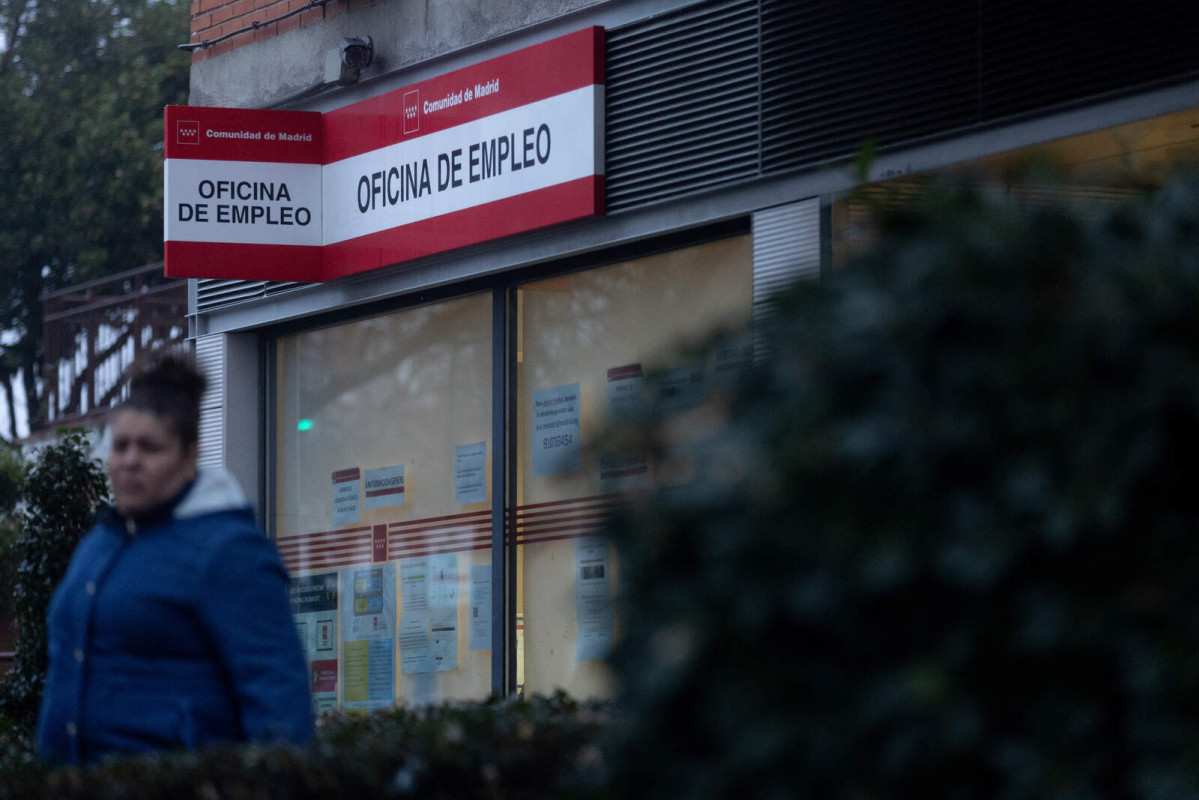 Europapress 5664686 cartel oficina sepe mostoles enero 2024 mostoles madrid espana paro 1600 1067