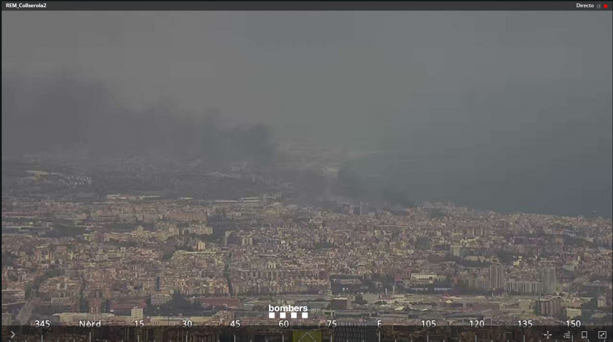 Incendio de una planta industrial en Badalona (Barcelona)