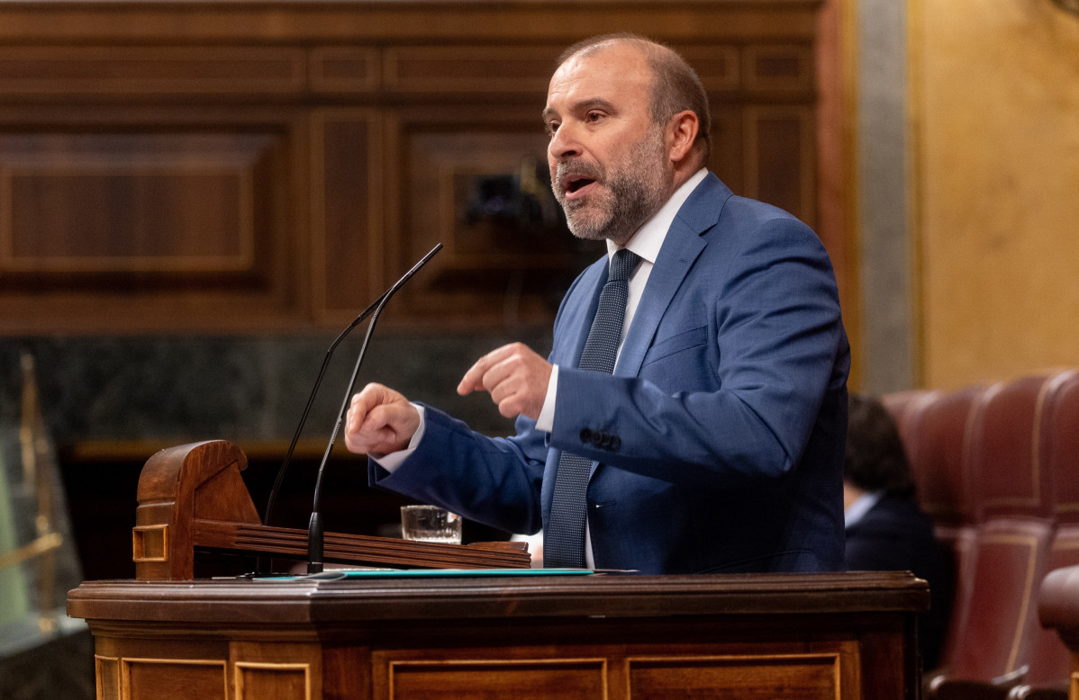 Archivo - El diputado de Junts Josep Pagès interviene durante un pleno en el Congreso de los Diputados, a 14 de noviembre de 2024, en Madrid (España).