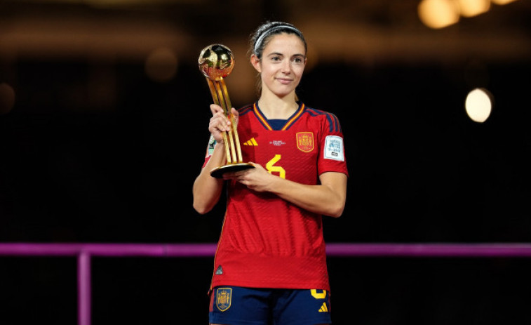 De suplent d'Aitana Bonmatí a ser la nova estrella d'Espanya: Vicky López es vesteix d'MVP