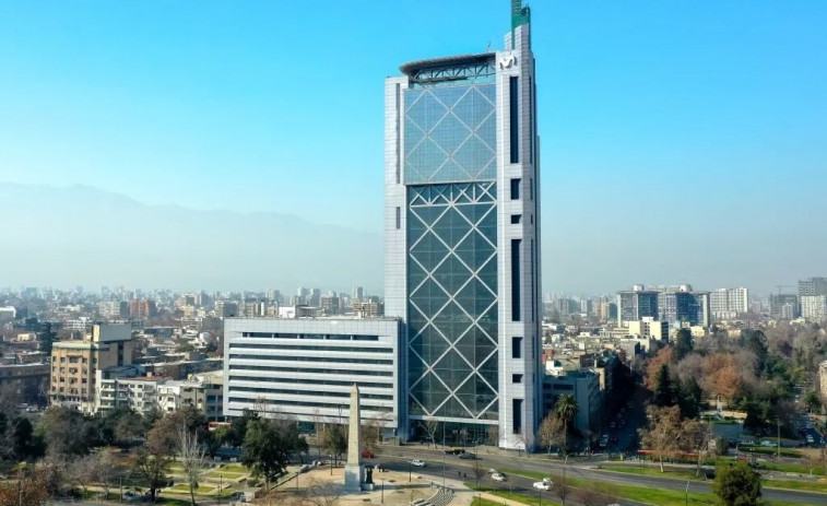 Telefònica represa el procés de venda de la seva seu corporativa a Xile per a enfortir les seves inversions
