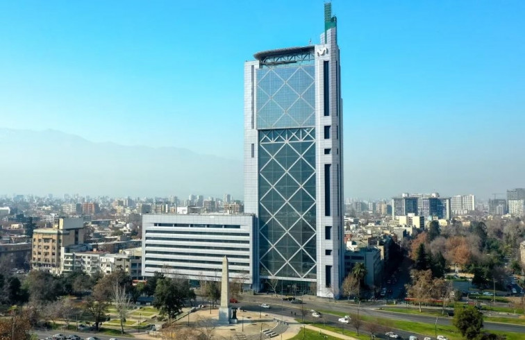 Telefònica represa el procés de venda de la seva seu corporativa a Xile per a enfortir les seves inversions