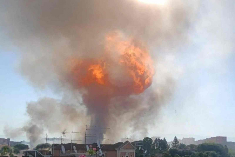 VÍDEO | Una espectacular explosió en una gasolinera de Roma deixa 45 ferits