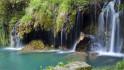 Visita la cascada secreta de Girona que sembla treta d'un conte de fades