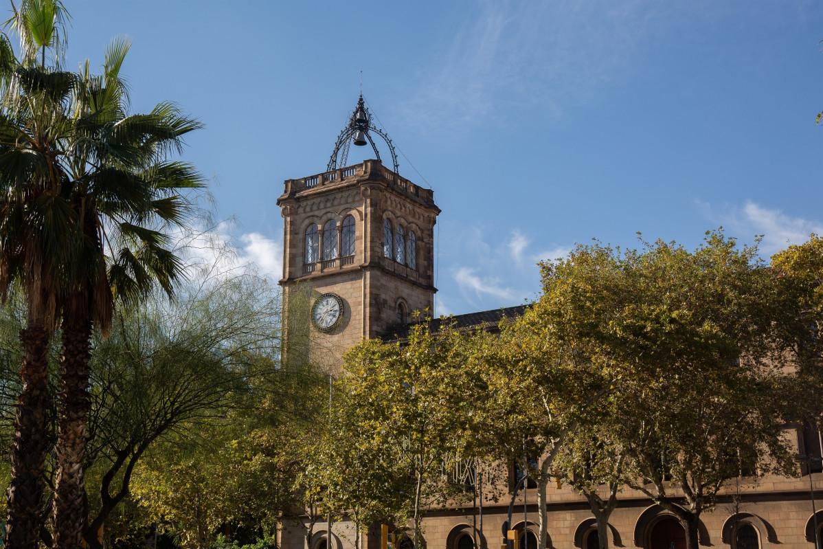 EuropaPress 2415705 edificio historico universidad barcelona
