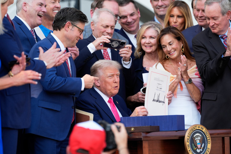 Trump tornarà a imposar els aranzels previstos a cada país si no hi ha un acord comercial abans d'agost