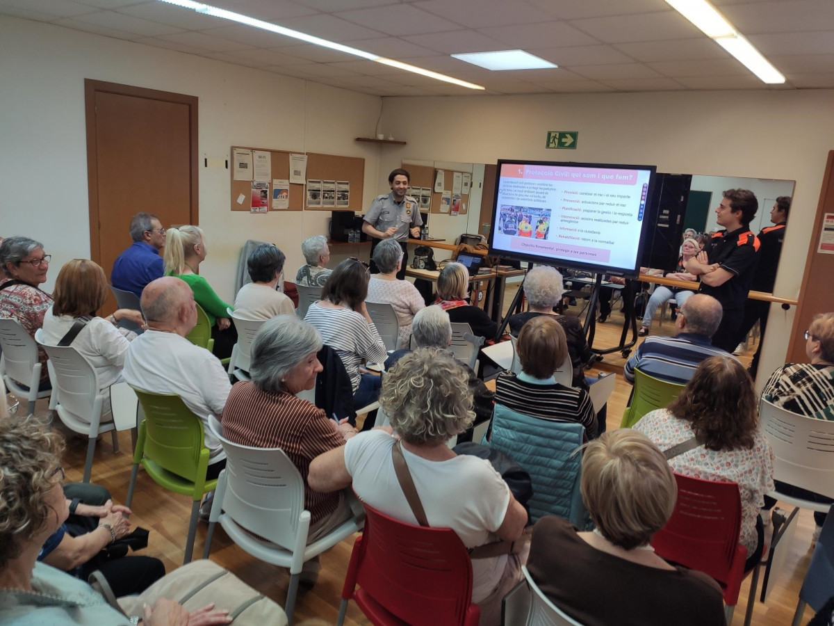 EuropaPress 6842802 ciclo charlas riesgos verano dirigido especificamente personas mayores