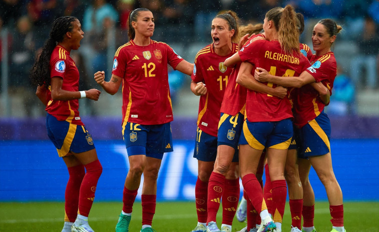 Espanya esclafa a Bèlgica sense pietat i ja somia amb els quarts de final de l’Eurocopa