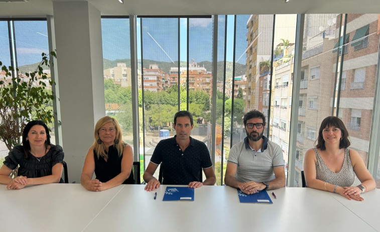 Premià de Mar i Agbar acorden finançar el rebut de l'aigua a famílies vulnerables