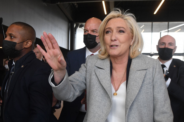 Batuda en la cúpula d'Agrupació Nacional: la policia francesa investiga el finançament de Le Pen