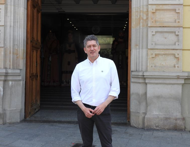 David Quirós (L'Hospitalet): “L'habitatge és l'element que vertebra els projectes vitals de les famílies”
