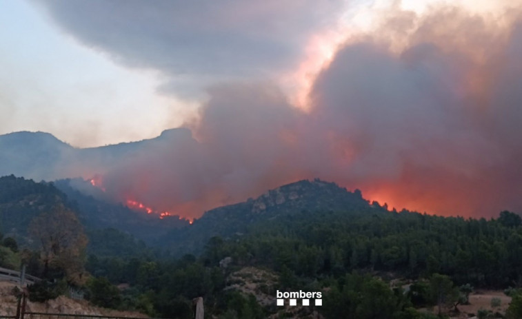 Sabotatge en 16 bases de brigades forestals a Madrid en plena ona d'incendis