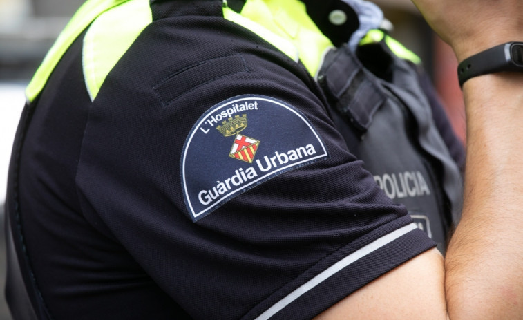 La policía desmantela una piscina ilegal a L'Hospitalet i provoca la fúria dels veïns