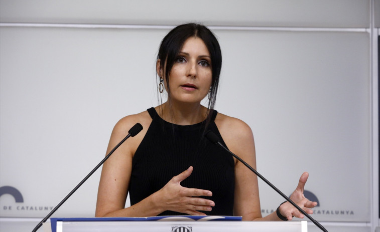 Lorena Roldán abandona el seu escó com a senadora autonòmica del PP català